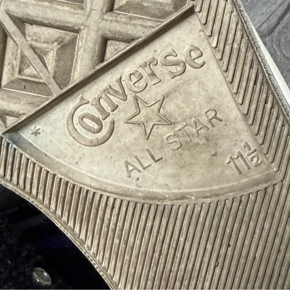 Converse Chuck Taylor All Star Shoes Mens Size 11.5 Black Fuzzy Terry High Top - Picture 10 of 11